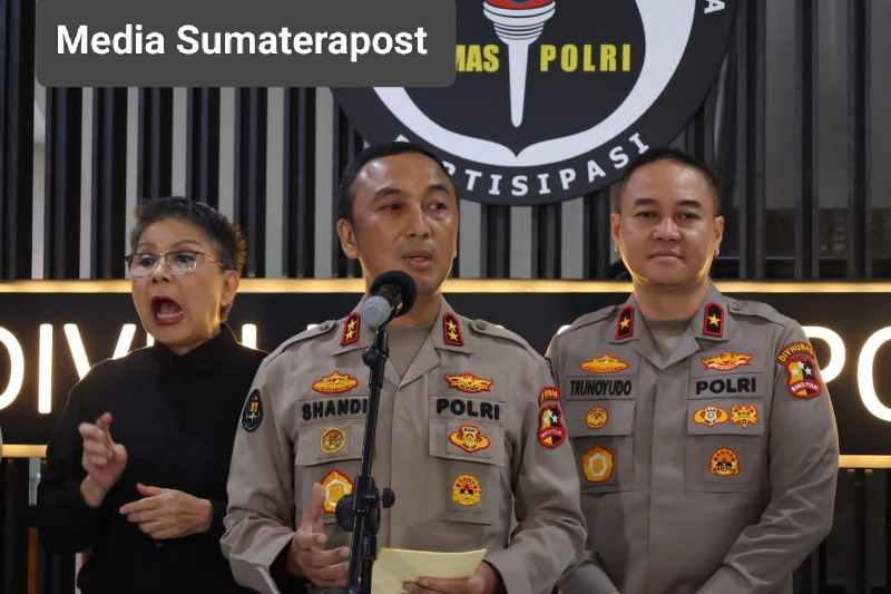 Kadiv Humas Irjen Sandi Nugroho Tegaskan Polri dengan Kejagung Baik-baik Saja Kadiv Humas Irjen Sandi Nugroho Tegaskan Polri dengan Kejagung Baik-baik Saja