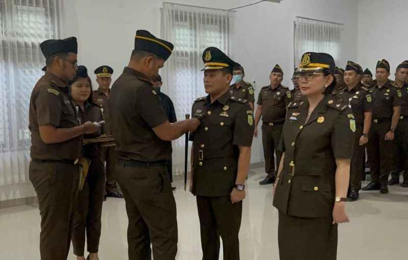 Sertijab di Kejari Sergai, Penyegaran dan Promosi untuk Tingkatkan Kinerja Sertijab di Kejari Sergai, Penyegaran dan Promosi untuk Tingkatkan Kinerja