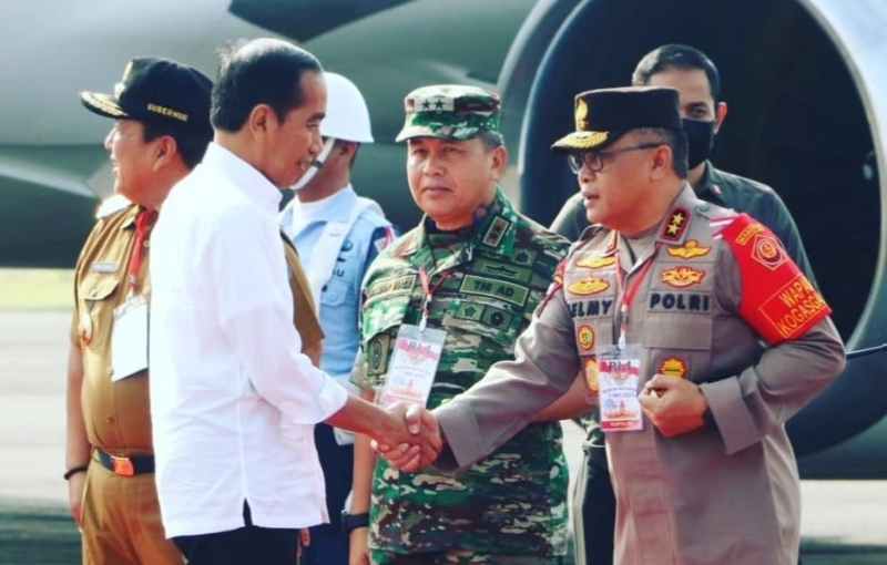 Kapolda Tekankan Netralitas dan Sinergitas TNI-POLRI dalam PemiluKada 2024 Kapolda Tekankan Netralitas dan Sinergitas TNI-POLRI dalam PemiluKada 2024