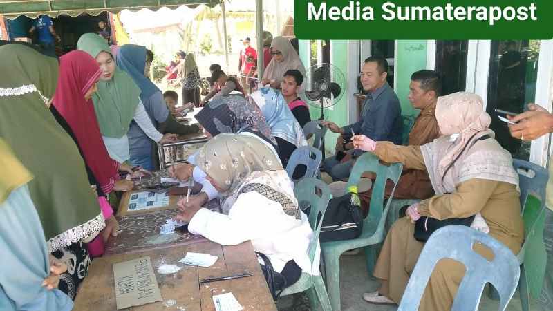 Dinas Koperasi Usaha Kecil Menengah dan Perindustrian Aceh Tamiang Gelar Pasar Murah Dinas Koperasi Usaha Kecil Menengah dan Perindustrian Aceh Tamiang Gelar Pasar Murah