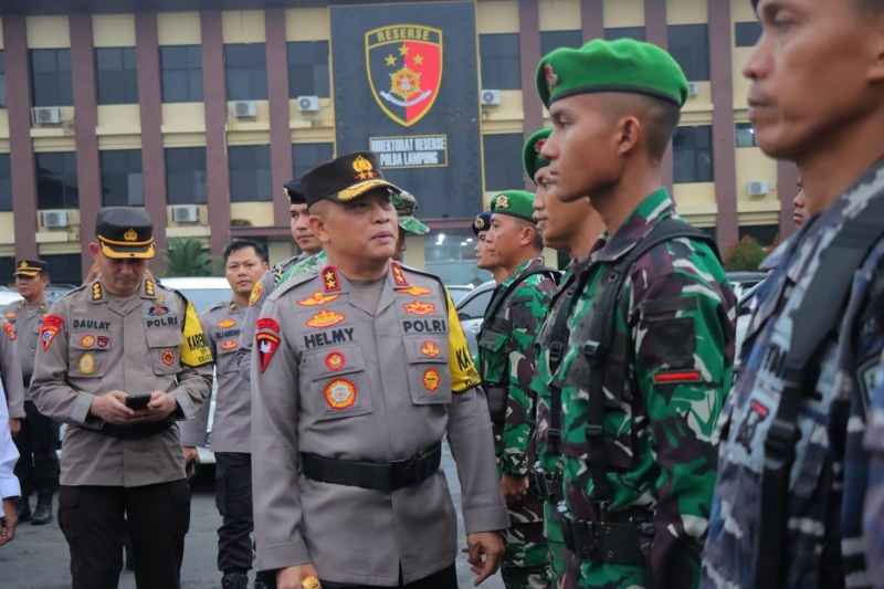 Sinergitas TNI-POLRI Kawal Program Pemerintah Sinergitas TNI-POLRI Kawal Program Pemerintah