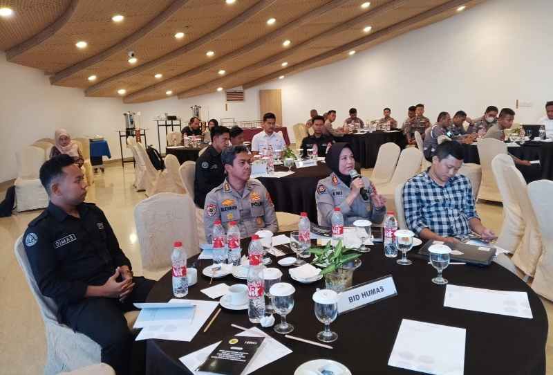 Kompolnas dan Polda Lampung Bersinergi dengan Pers untuk Menguatkan Demokrasi Kompolnas dan Polda Lampung Bersinergi dengan Pers untuk Menguatkan Demokrasi