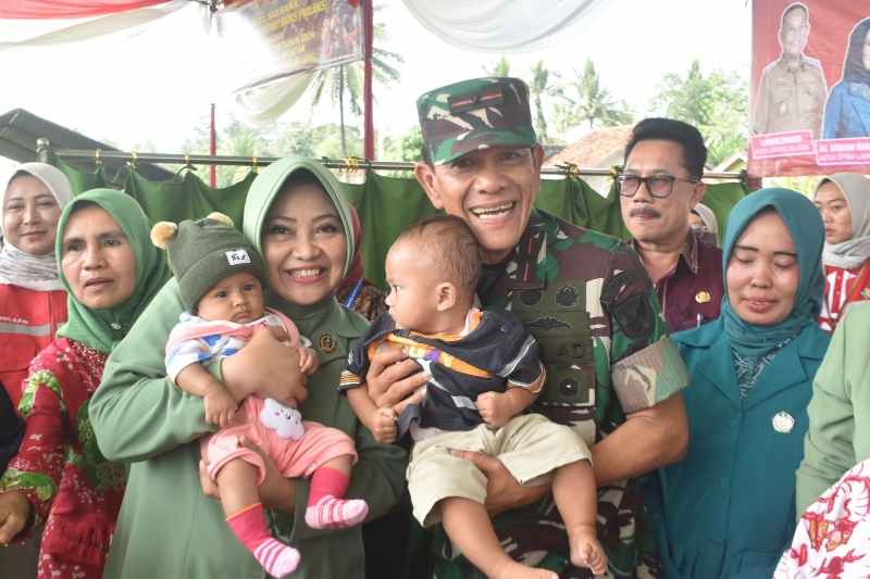 TMMD ke-120 TA 2024 Wilayah Korem 043/Gatam Resmi Ditutup TMMD ke-120 TA 2024 Wilayah Korem 043/Gatam Resmi Ditutup