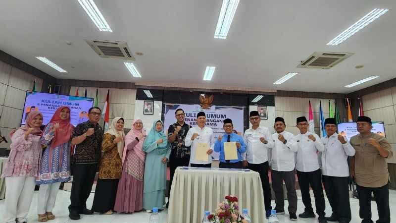 Paparkan Tentang Pasaman, Sabar AS Berikan Kuliah Umum di Universitas M.Natsir Paparkan Tentang Pasaman, Sabar AS Berikan Kuliah Umum di Universitas M.Natsir