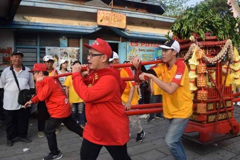 Klenteng Tay Kak Sie Gelar Kirab Budaya Poo Seng Tay Tee Klenteng Tay Kak Sie Gelar Kirab Budaya Poo Seng Tay Tee