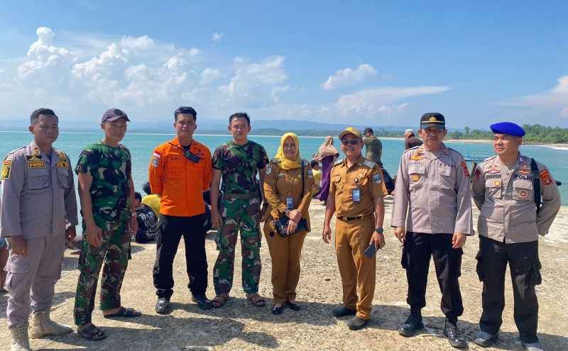 Akibat Tidak Bisa Berenang Pencari Ikan Meninggal Dunia Akibat Tidak Bisa Berenang Pencari Ikan Meninggal Dunia