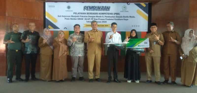 Sekda Optimis Aceh Utara Akan Kembali Bersinar Jika Punya SDM Berkompeten Sekda Optimis Aceh Utara Akan Kembali Bersinar Jika Punya SDM Berkompeten