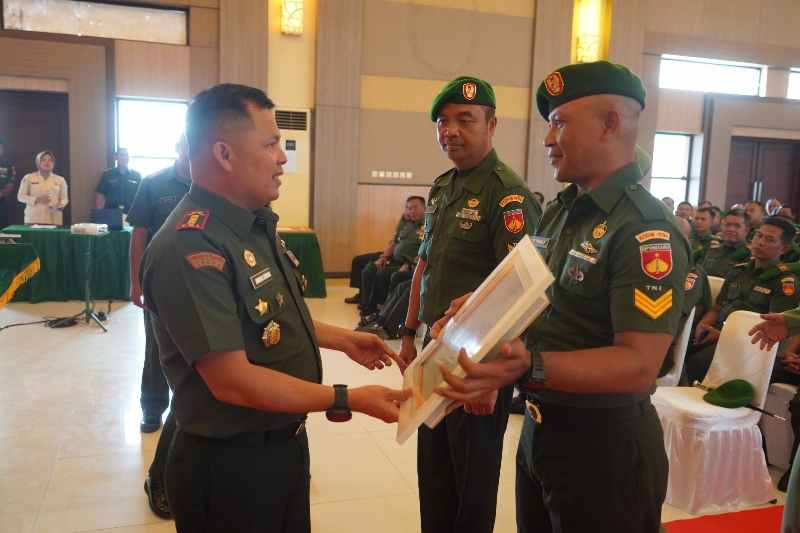 Danrem Wijayakusuma: Laksanakan Tugas dengan Baik dan Tuntas Danrem Wijayakusuma: Laksanakan Tugas dengan Baik dan Tuntas