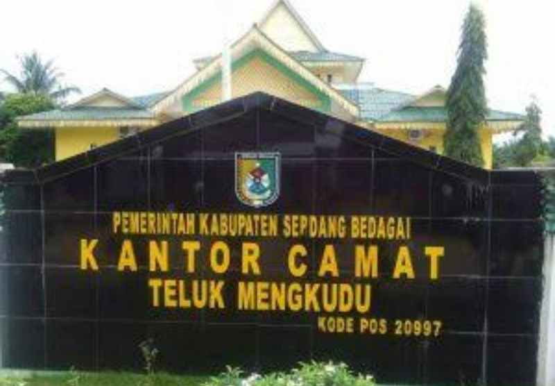 Menanti Plt Kepala Desa Pasar Baru, Camat Teluk Mengkudu Tunggu Respons Pemkab Sergai Menanti Plt Kepala Desa Pasar Baru, Camat Teluk Mengkudu Tunggu Respons Pemkab Sergai