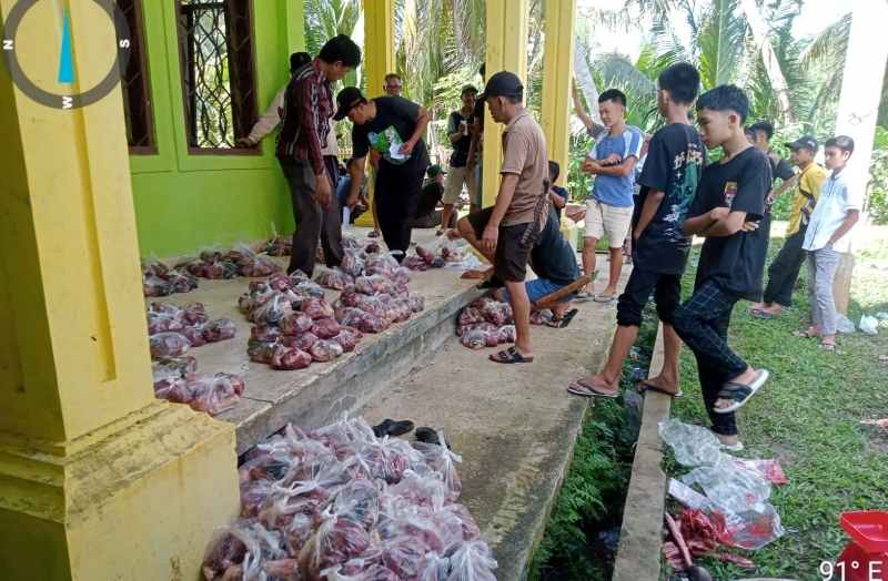 DKM Jamik Muhammadiyah Kelam Tengah Laksanakan Penyembelihan Hewan Qurban DKM Jamik Muhammadiyah Kelam Tengah Laksanakan Penyembelihan Hewan Qurban