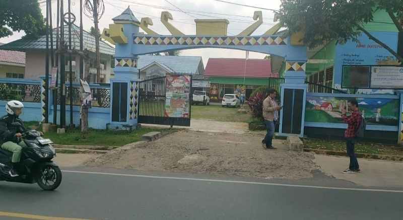 Disdik Pesawaran Diduga Lakukan Pengadaan Barang dan Jasa Fiktif Disdik Pesawaran Diduga Lakukan Pengadaan Barang dan Jasa Fiktif