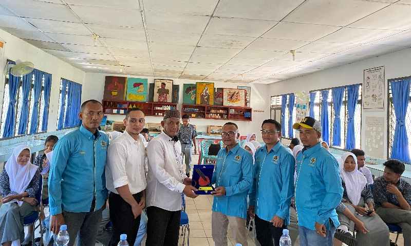 PWI Sergai Latih Siswa SMAN 1 Sei Rampah Jadi Jurnalis Handal di Journalist Goes to School PWI Sergai Latih Siswa SMAN 1 Sei Rampah Jadi Jurnalis Handal di Journalist Goes to School