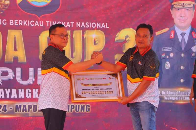 Hari Bhayangkara ke-78, Ribuan Peserta Ikuti Perlombaan Burung Kicau Kapolda Cup III Hari Bhayangkara ke-78, Ribuan Peserta Ikuti Perlombaan Burung Kicau Kapolda Cup III