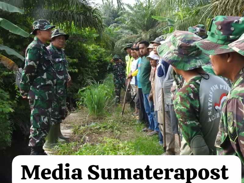Pasi Ter kodim 0117 Aceh Tamiang Pimpin Langsung Gotong Royong Bersama Masyarakat Pasi Ter kodim 0117 Aceh Tamiang Pimpin Langsung Gotong Royong Bersama Masyarakat