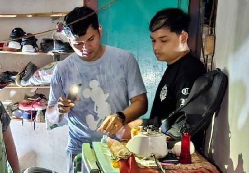 Dikenal Licin, Surbak Pengedar Sabu Akhirnya Diringkus Dikenal Licin, Surbak Pengedar Sabu Akhirnya Diringkus