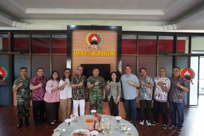 Harmoni Agama ditegakkan: Danrem Wijayakusuma Terima Kunjungan Pengurus BAMAGNAS DPC Banyumas Harmoni Agama ditegakkan: Danrem Wijayakusuma Terima Kunjungan Pengurus BAMAGNAS DPC Banyumas