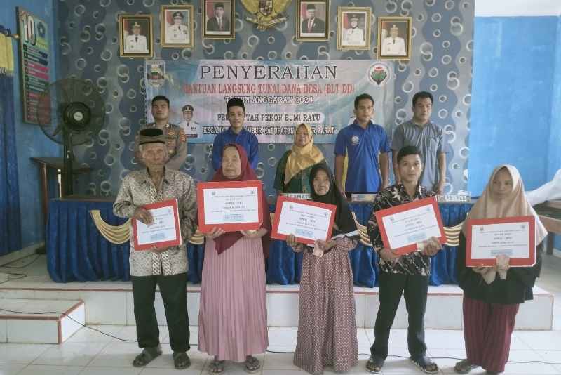 Pekon Bumi Ratu Telah Menyalurkan BLT-DD dan Ketahanan Pangan Pekon Bumi Ratu Telah Menyalurkan BLT-DD dan Ketahanan Pangan