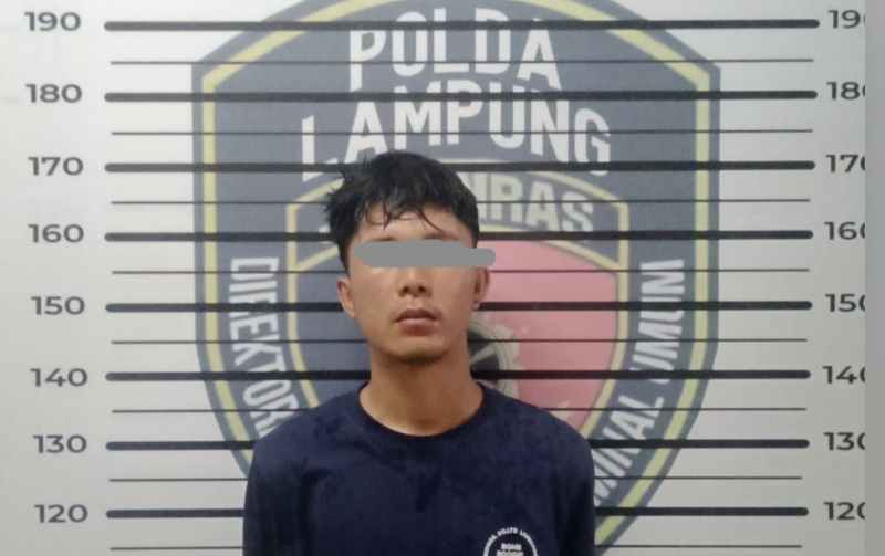 Polda Lampung Tangkap Tahanan Kabur DPO Kejari Lampung Timur Polda Lampung Tangkap Tahanan Kabur DPO Kejari Lampung Timur