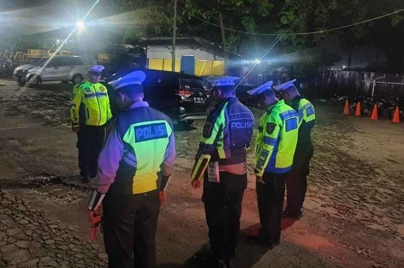 Antipasi Geng Motor, Sat Lantas Polres Simalungun Gelar Blue Light Patrol Antipasi Geng Motor, Sat Lantas Polres Simalungun Gelar Blue Light Patrol