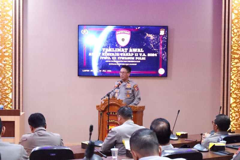 Kapolda Lampung Terima Tim Wasrik Itwasum Polri Tahap II Kapolda Lampung Terima Tim Wasrik Itwasum Polri Tahap II