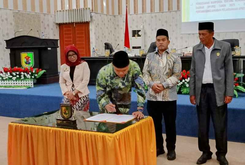 DPRD Sergai Sahkan Ranperda P2APBD TA 2023, Pengesahan RPJPD Ditunda DPRD Sergai Sahkan Ranperda P2APBD TA 2023, Pengesahan RPJPD Ditunda