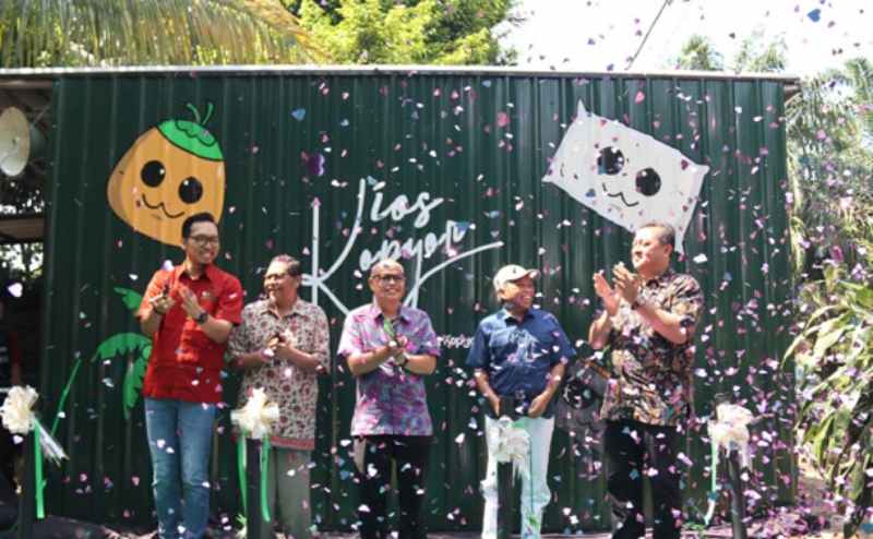 PT RPN Meresmikan Kios Kopyor Bogor yang Terletak di Kebun Percobaan Ciomas PT RPN Meresmikan Kios Kopyor Bogor yang Terletak di Kebun Percobaan Ciomas