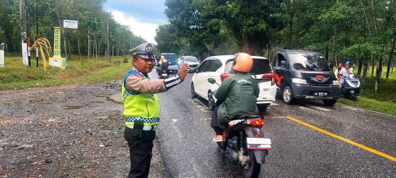 Polres Simalungun Tindak Lanjut Laporan Balap Liar di Jalan Lintas Siantar-Medan Polres Simalungun Tindak Lanjut Laporan Balap Liar di Jalan Lintas Siantar-Medan