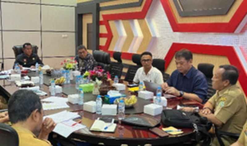 Audiensi Regional Management PTPN IV Regional V dengan Pj. Bupati Sanggau Audiensi Regional Management PTPN IV Regional V dengan Pj. Bupati Sanggau