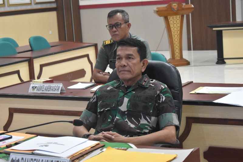 Danrem 043/Gatam Mengikuti Rakor Pengamanan Pilkada Serentak dan Karhutla Kodam II/Swj 2024 Danrem 043/Gatam Mengikuti Rakor Pengamanan Pilkada Serentak dan Karhutla Kodam II/Swj 2024