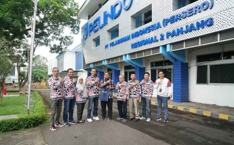 Dukung Porwanas Kalsel, Pelindo Regional 2 Panjang Siap Jadi Sparing Partner PWI Lampung Dukung Porwanas Kalsel, Pelindo Regional 2 Panjang Siap Jadi Sparing Partner PWI Lampung