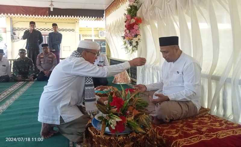 Tiga Pemuka Agama Peusijuk Pj Bupati Aceh Timur Tiga Pemuka Agama Peusijuk Pj Bupati Aceh Timur