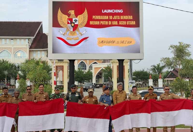 Pj Bupati Aceh Utara Launching Gerakan Pembagian 10 Juta Bendera Merah Putih Pj Bupati Aceh Utara Launching Gerakan Pembagian 10 Juta Bendera Merah Putih