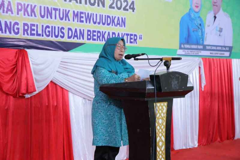 Ketua TP PKK Kabupaten Asahan Buka Jambore Kader PKK Kabupaten Asahan Ketua TP PKK Kabupaten Asahan Buka Jambore Kader PKK Kabupaten Asahan