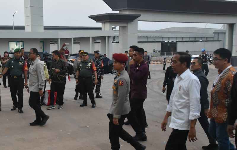 Danrem 071/Wjk Terlibat Aktif dalam Pengamanan Kunjungan Presiden Jokowi di KITB Batang Danrem 071/Wjk Terlibat Aktif dalam Pengamanan Kunjungan Presiden Jokowi di KITB Batang