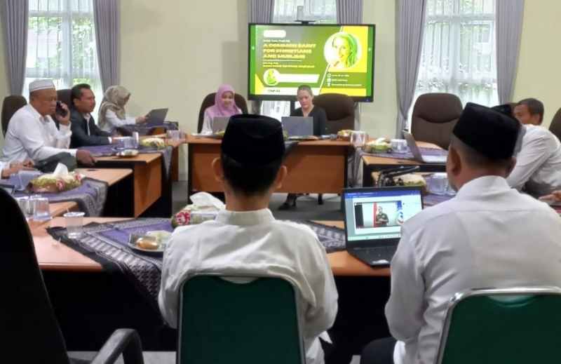 Guest Lecture PAI UIN RIL, Akademisi Regis University Bahas Dua Tokoh Lintas Agama Guest Lecture PAI UIN RIL, Akademisi Regis University Bahas Dua Tokoh Lintas Agama