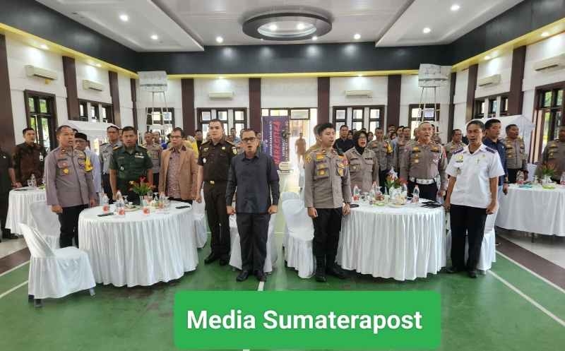 Danramil Kapten Inf Sri Indarjo Hadiri Pencanangan Pembangunan Zona Integritas Danramil Kapten Inf Sri Indarjo Hadiri Pencanangan Pembangunan Zona Integritas
