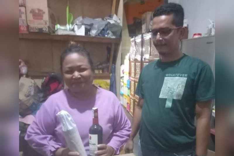 Polsek Serbalawan Amankan Puluhan Botol Minuman Keras Polsek Serbalawan Amankan Puluhan Botol Minuman Keras