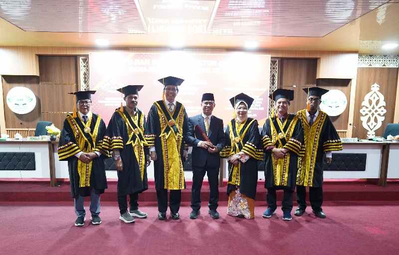 Kerjasama Akademik: Sidang Terbuka Doktor Pascasarjana UIN RIL Hadirkan Penguji Eksternal Malaysia Kerjasama Akademik: Sidang Terbuka Doktor Pascasarjana UIN RIL Hadirkan Penguji Eksternal Malaysia