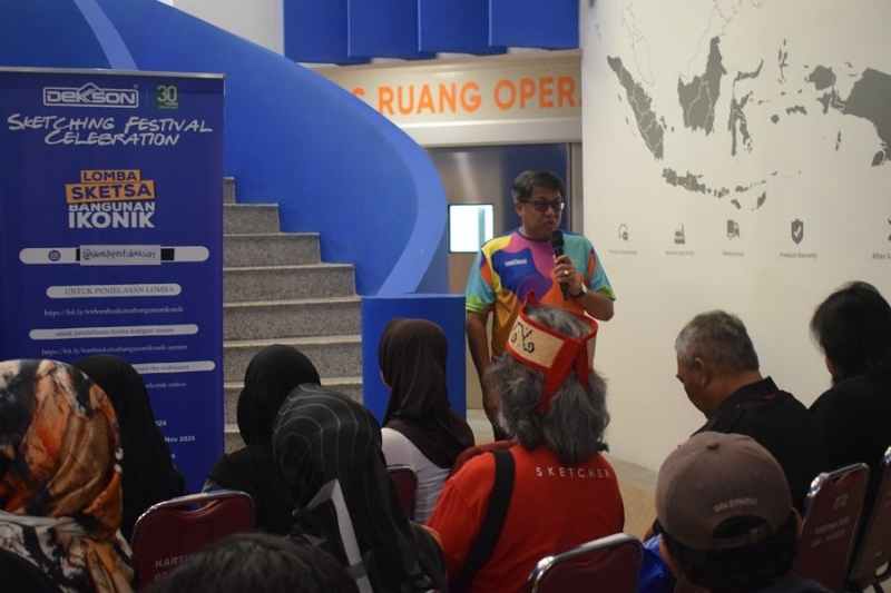 Dekkson Gelar Nyeket Bareng dan Lauching Lomba Sketsa Bangunan Ikonik Dekkson Gelar Nyeket Bareng dan Lauching Lomba Sketsa Bangunan Ikonik