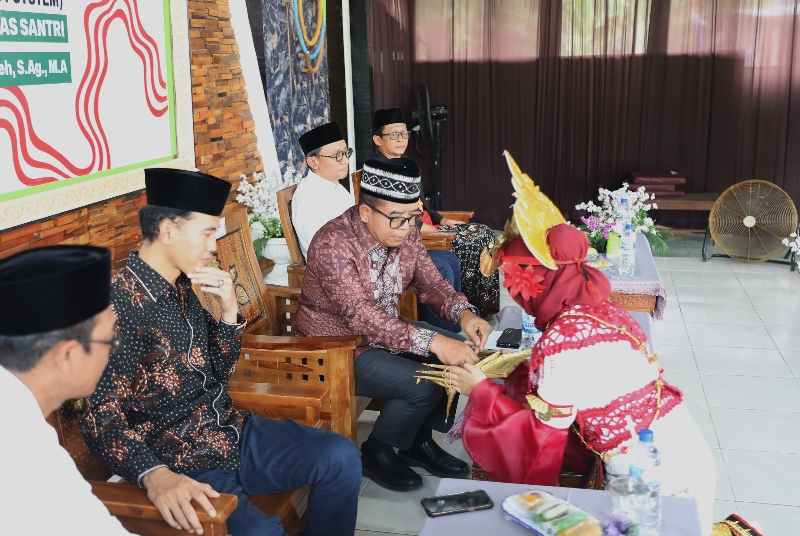 Pj. Gubernur Samsudin Buka Sekolah Melon dengan Teknologi Inovasi Internet of Things Pj. Gubernur Samsudin Buka Sekolah Melon dengan Teknologi Inovasi Internet of Things