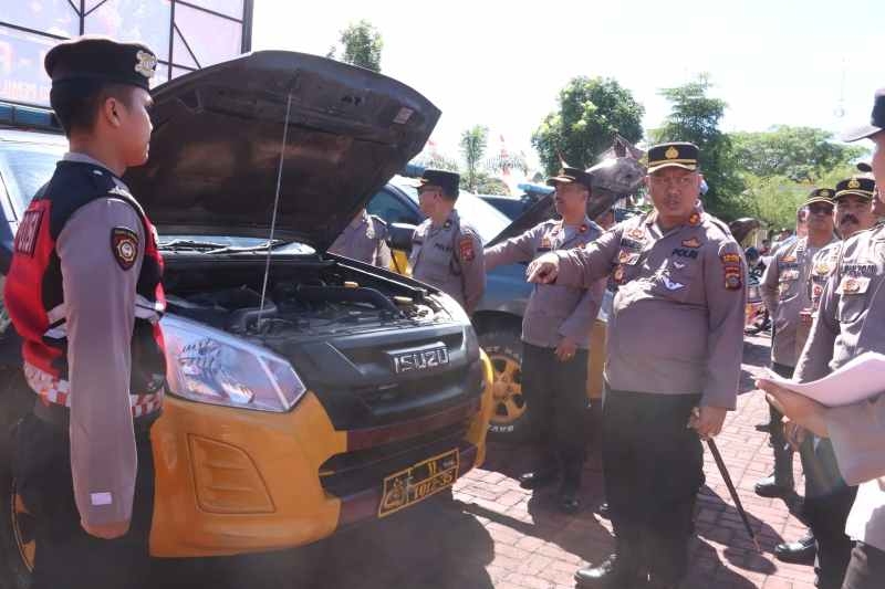 Kapolres Simalungun Gelar Apel Pengecekan Kendaraan Dinas, Kesiapan Operasi Mantap Praja Toba 2024 Kapolres Simalungun Gelar Apel Pengecekan Kendaraan Dinas, Kesiapan Operasi Mantap Praja Toba 2024