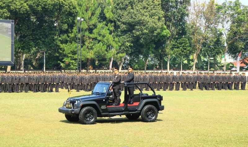 Lantik 1.999 Perwira Pertama, Wakapolri: Jadilah Pemimpin yang Bertakwa dan Menjadi Solusi bagi Masyarakat Lantik 1.999 Perwira Pertama, Wakapolri: Jadilah Pemimpin yang Bertakwa dan Menjadi Solusi bagi Masyarakat