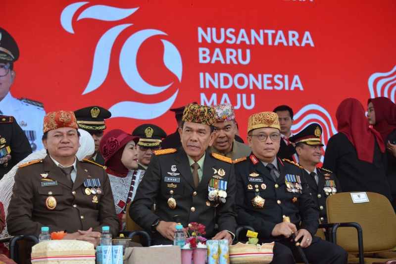 Bersama Forkopimda, Danrem 043/Gatam Ikuti Upacara Memperingati HUT RI Ke-79 Bersama Forkopimda, Danrem 043/Gatam Ikuti Upacara Memperingati HUT RI Ke-79