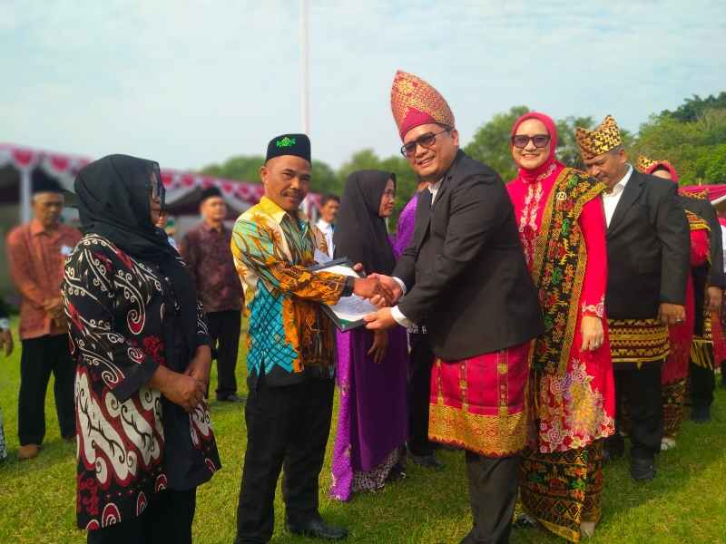 Region Head PTPN IV Reg.7: Kita Semua adalah Pahlawan Region Head PTPN IV Reg.7: Kita Semua adalah Pahlawan