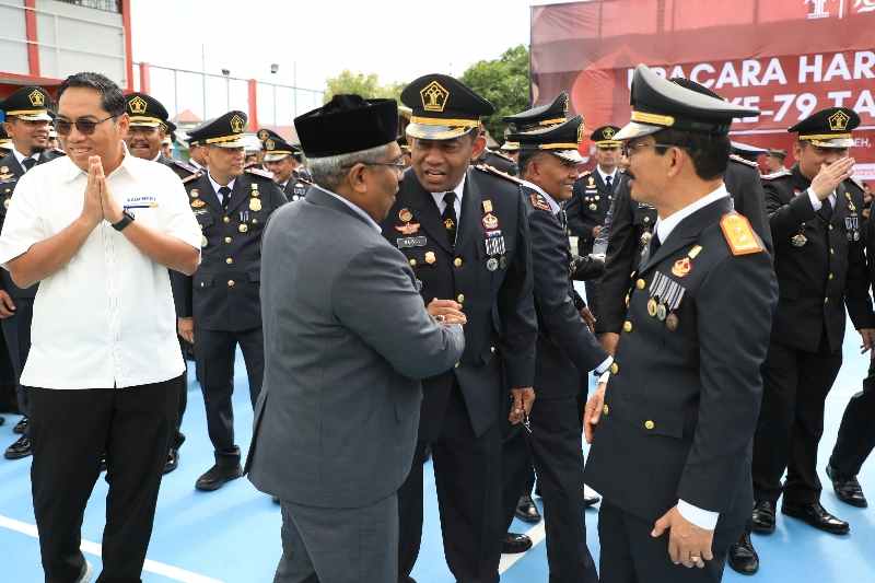 Pemkab Aceh Utara Terima Penghargaan Indeks Reformasi Hukum Pemkab Aceh Utara Terima Penghargaan Indeks Reformasi Hukum