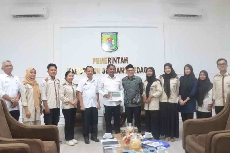 Bupati Sergai Dukung Penuh Kreativitas Pemuda dan Inovasi UMKM Singkong Bupati Sergai Dukung Penuh Kreativitas Pemuda dan Inovasi UMKM Singkong