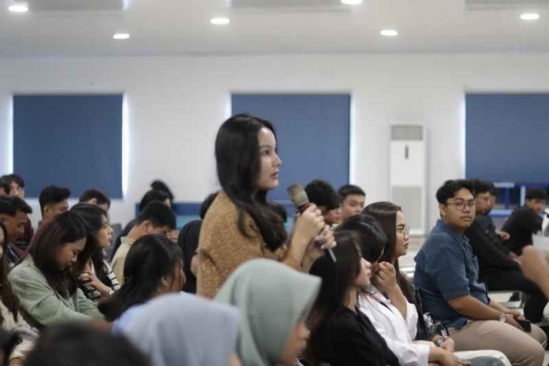 Semangat Berprestasi Calon Mahasiswa Baru Didorong di Trial Class Prodi Manajemen IIB Darmajaya Semangat Berprestasi Calon Mahasiswa Baru Didorong di Trial Class Prodi Manajemen IIB Darmajaya