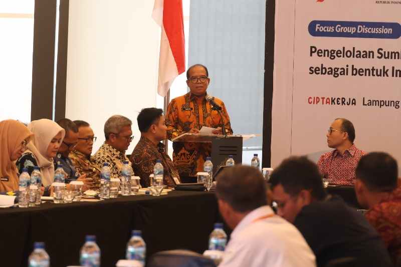 Pj. Gubernur Lampung Tekankan Pentingnya Pengelolaan Kelautan dan Perikanan Berkelanjutan Pj. Gubernur Lampung Tekankan Pentingnya Pengelolaan Kelautan dan Perikanan Berkelanjutan