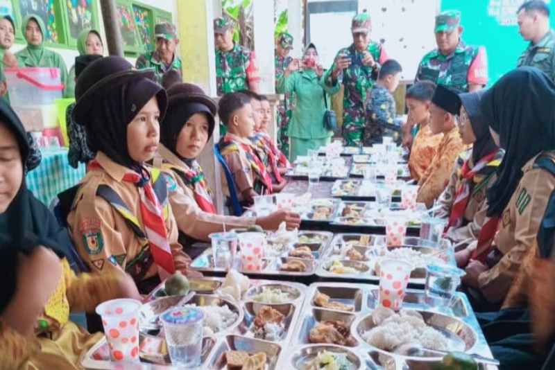 Sinergitas SDN 06 Kaur bersama Kodam II Sriwijaya dengan Program DMS Sinergitas SDN 06 Kaur bersama Kodam II Sriwijaya dengan Program DMS