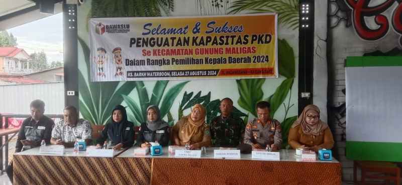Kapolsek Bangun Narasumber di Penguatan Kapasitas Panwaslu Desa Gunung Maligas Kapolsek Bangun Narasumber di Penguatan Kapasitas Panwaslu Desa Gunung Maligas